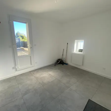 Holiday home Maison De Village Abrest